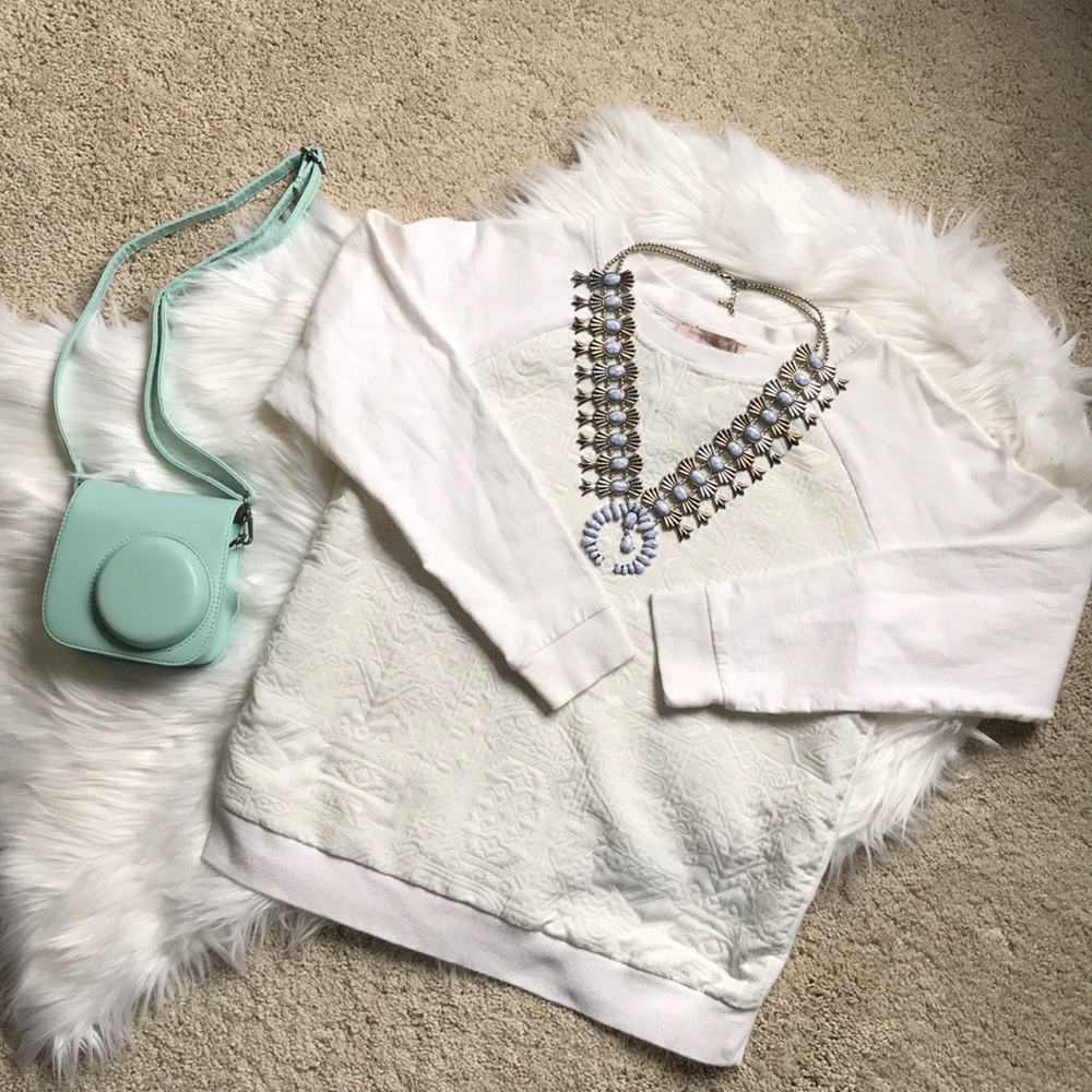 🔹HP🔹Forever 21 embroidered sweatshirt